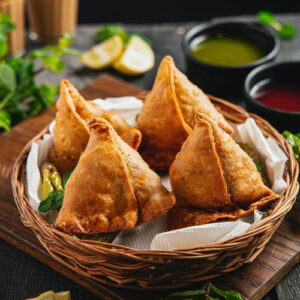 Veg Samosa (2 Pcs)